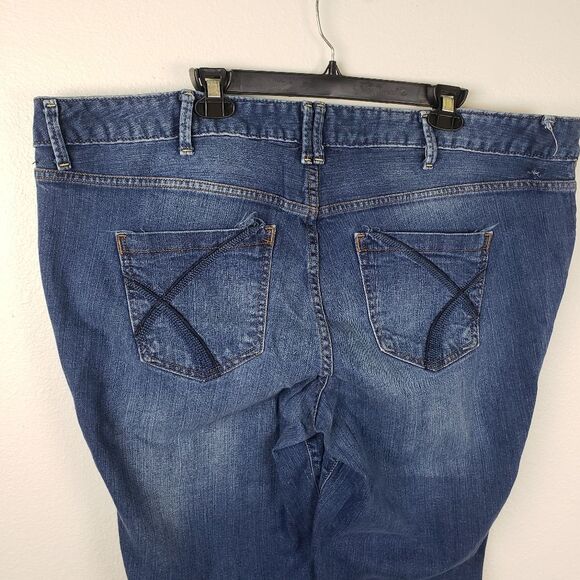 Women's Plus Size Lane Bryant Simply Straight Cut Off Frayed Denim Jeans Pants - Picture 11 of 11